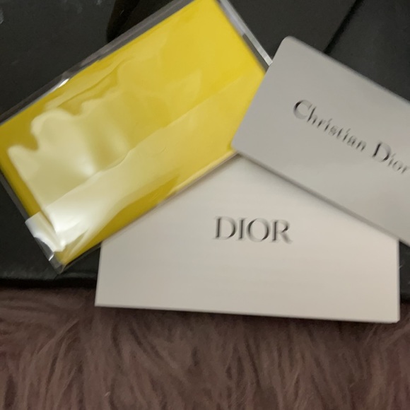 Dior visor in yellow color - Picture 4 of 5